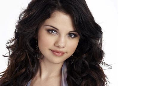 Selena Gomez, la fidanzata più invidiata dalle teenagers. Video