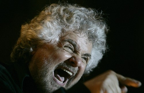 Beppe Grillo e le salme politiche in televisione