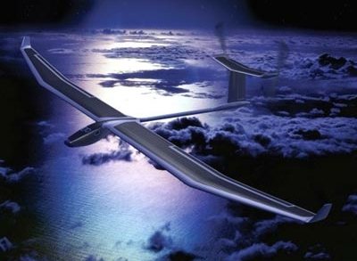 Primo aereo ad energia solare atterra a Madrid