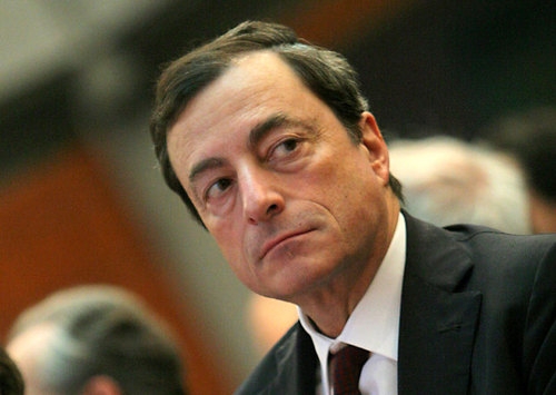Draghi. Tassi fermi, soldi a volontà (alle banche). La colpa è anche degli altri