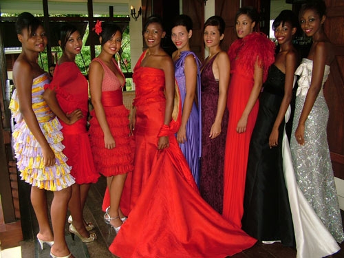 Miss Seychelles. Sfilata Miglionico come ponte tra i popoli