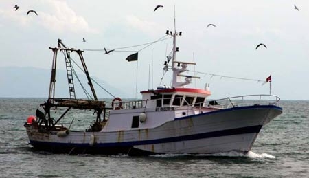 Libici sequestrano due pescherecci di Mazara del Vallo. A bordo 14 uomini