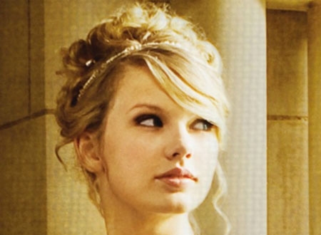 Taylor Swift. Brilla una stella nel firmamento country… Video