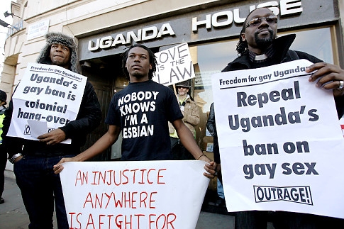 Uganda, il decreto anti-gay non contemplerà la pena di morte