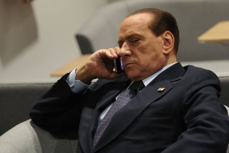Berlusconi tenta ancora la carta dell’inganno