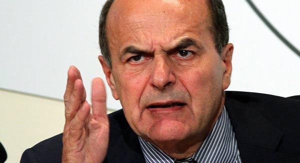 Elezioni. Bersani, titoli di stato per pagare i debiti. Monti tra birre e empy