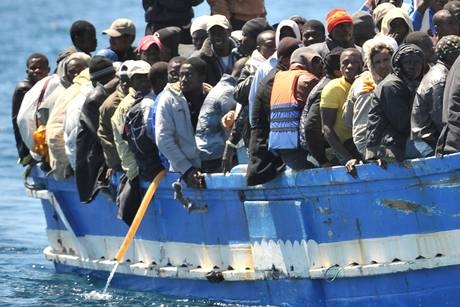 Che non muoiano più profughi in mare