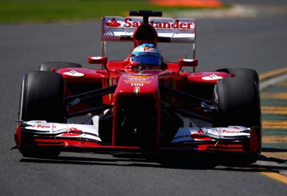 F.1. In Australia vince Raikkonen, seconda la Ferrari di Alonso. Terzo il campione del mondo Vettel