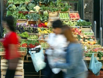 Crisi. Nel biennio 2012-13 contrazione consumi al -6.9%