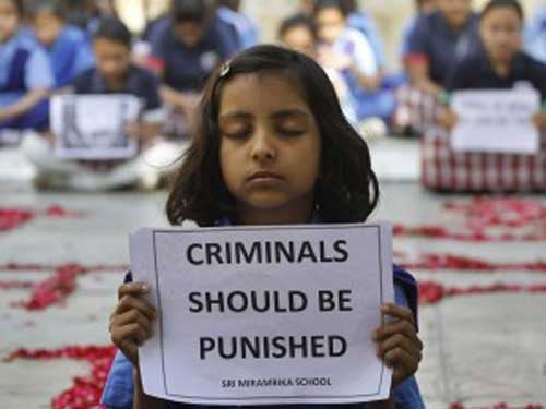 India. Bambina di 5 anni, stuprata e mutilata, in gravissime condizioni