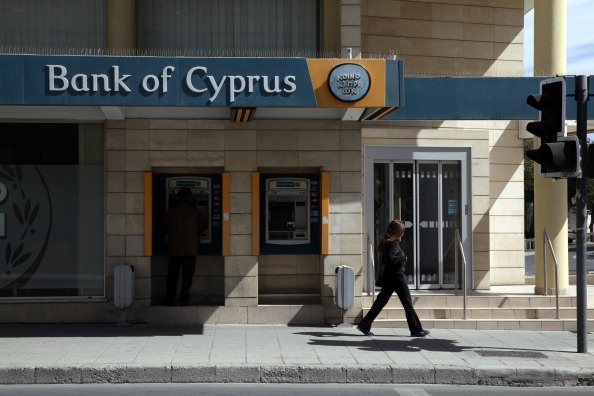 Cipro, il piano di salvataggio sale a 23 milioni. Ripresa solo nel 2015