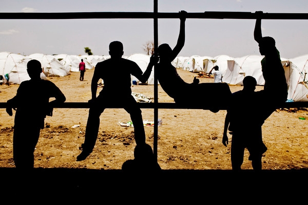 Amnesty. Il rapporto 2013. Un mondo sempre più pericoloso per rifugiati e migranti