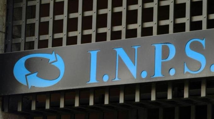 Inps. Continua l’occupazione dei facchini licenziati