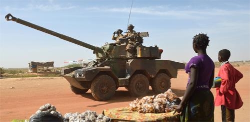 Amnesty, a 5 mesi dall’intervento francese, denuncia gravi violazioni dei diritti in Mali
