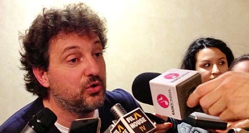 Un fantastico via vai. Pieraccioni: “C’è chi vota Grillo per cambiare e lo trova a controllare scontrini…”. Video