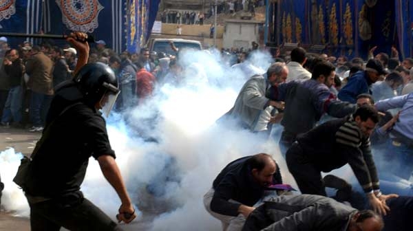 Egitto, è di nuovo protesta. Ucciso 21enne americano. Gli Usa ritirano il personale