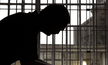 Carceri. Detenuto si suicida a Velletri. E’ il quinto nel 2013
