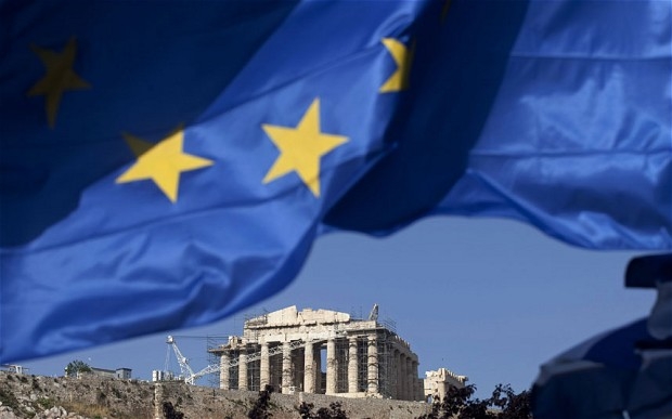 Grecia, mazzata sugli statali: via 25mila posti di lavoro