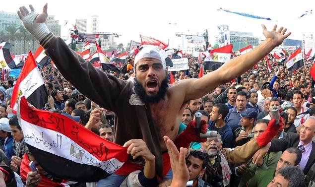 Egitto. Ultimatum dell’esercito a Morsi. Accordo coi rivoltosi o road map