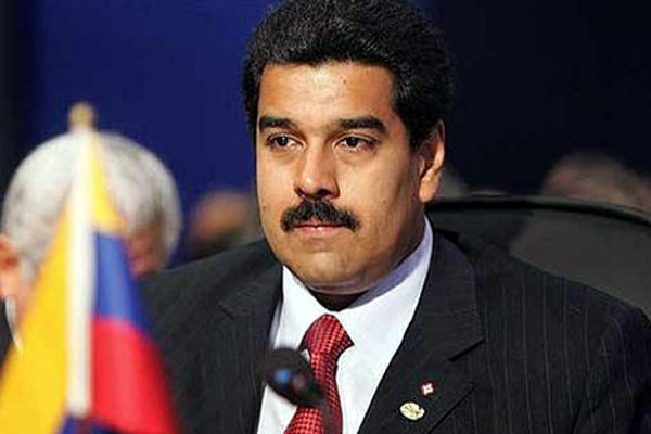 Venezuela, Maduro chiede pieni poteri. Soldi pubblici ai partiti per battere la corruzione