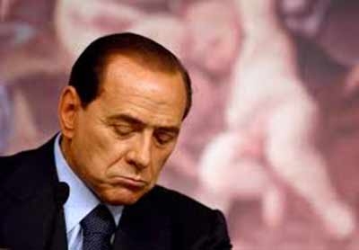 Senato. La Giunta, Berlusconi deve decadere. L’ira del pregiudicato e dei cortigiani