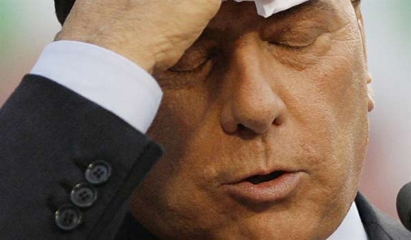 Berlusconi due anni di interdizione. E la “banda Bassotti“ schiamazza come galline