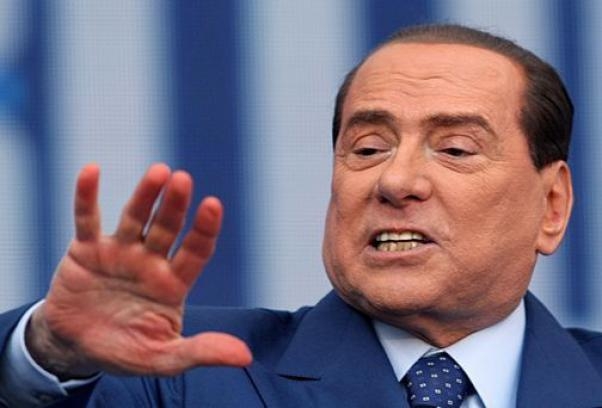 Decadenza.  Berlusconi grida al colpo di stato. Nessuna clemenza da Napolitano