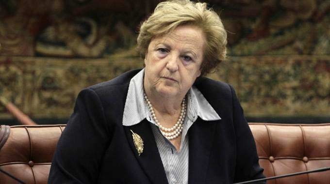 Il  Premier Letta blinda la Cancellieri: “Sfiducia a lei è sfiducia al Governo”