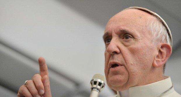 La rivoluzione di Papa Bergoglio, stop agli abusi
