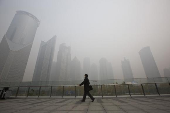 Cina, sale l’allerta smog. Pechino abbandonata dai turisti