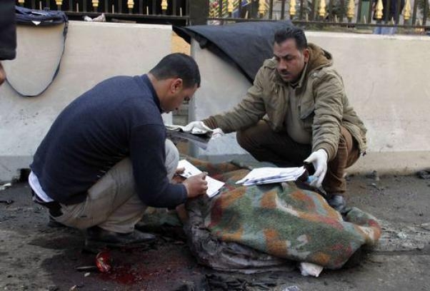 Egitto. Attentati kamikaze al Cairo. 5 morti, 91 feriti