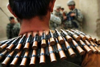 Afghanistan. Attacco suicida a base militare. 7 morti tra cui militare Nato