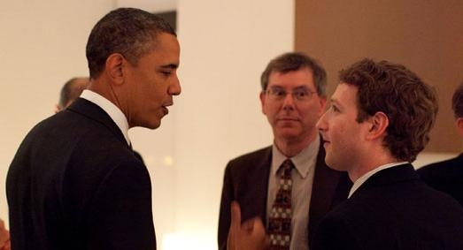 Obama incontra Zuckemberg per la supervisione dei sistemi di sicurezza on line contro lo spionaggio