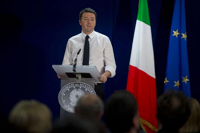 Renzi a Bruxelles: “Non chiederemo contributi ai pensionati che guadagnano 200 euro al mese”