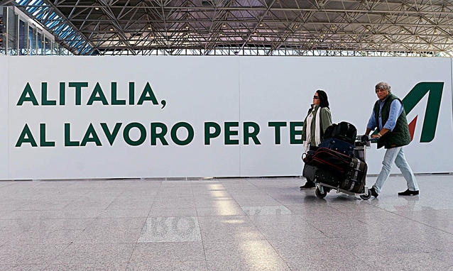 Alitalia. Il sofferto accordo con Etihad non decolla. Trattativa in versione liberista
