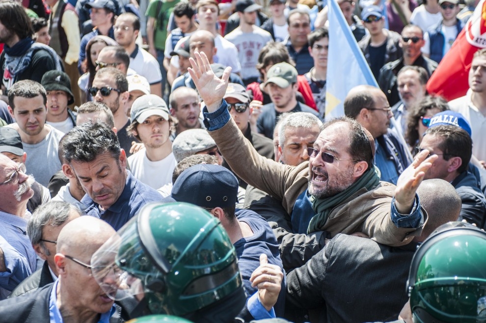25 Aprile. A Roma si chiude la manifestazione tra tensioni e polemiche