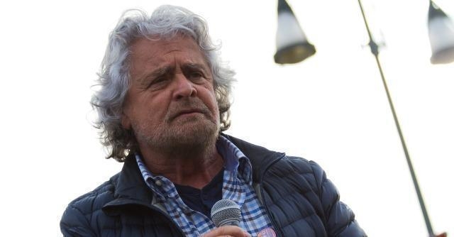 Beppe Grillo a Porta a Porta. Arriva in Rai con plastico
