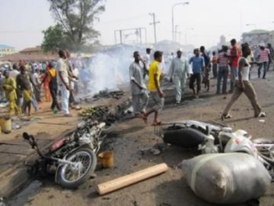 Nigeria. Attacco kamikaze davanti maxi schermo mondiali, 21 morti
