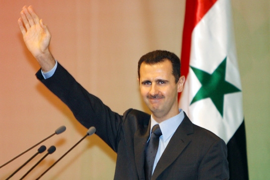 Siria, Assad giura da presidente: “Chi ha sostenuto il terrorismo la pagherà cara”. VIDEO