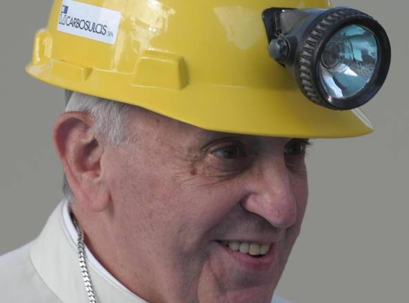 Papa in viaggio tra i problemi dell’Italia. In Molise i lavoratori lo attendono