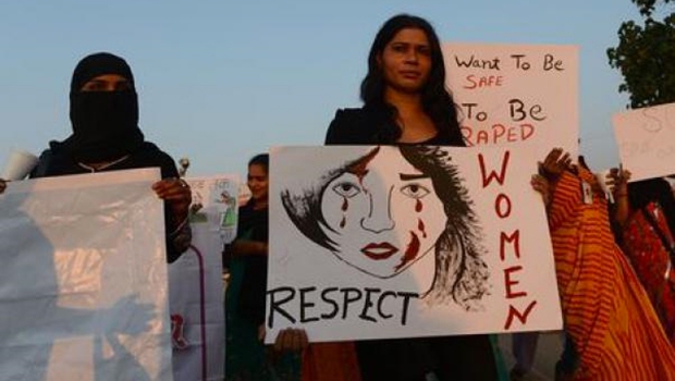 India. Stupro di gruppo su una novizia di 17 anni
