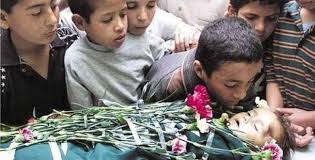 Gaza. A Oxfam la strage di bambini. Ogni ora un minore muore