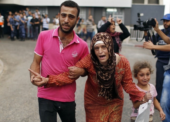 Carneficina a Gaza. Colpito ospedale. L’appello dei sindaci del Mediterraneo