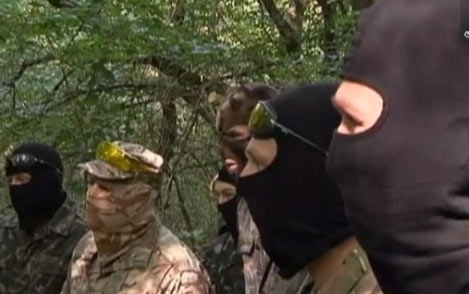 Ucraina. I paramilitari filogovernativi si preparano alla guerra. IL VIDEO