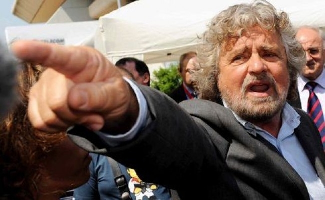 Grillo attacca il premier. Renzi è un bugiardo sui debiti della Pa