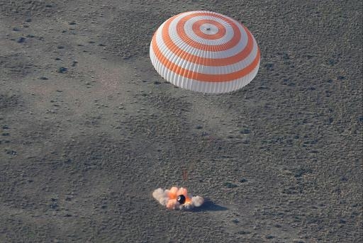 Atterrata la Soyuz con i 3 cosmonauti rimasti in orbita per 6 mesi. IL VIDEO