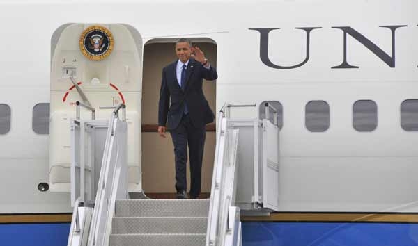 Obama arriva in Europa per affrontare la crisi ucraina. La Ue sanziona la Russia