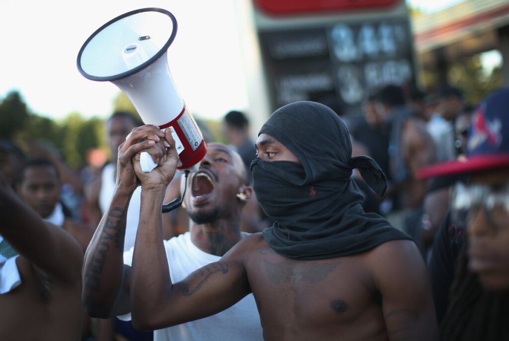 Usa. Manifestazione contro il razzismo a Saint Louis, 17 arresti
