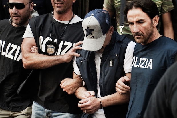 Camorra. Guerra tra clan a Napoli, 12 arresti