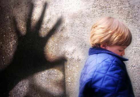 Pedofilia: la SIPPS al fianco delle famiglie per capire i segnali di un abuso
